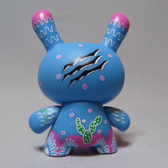 2007 3” KIDROBOT AZTECA DUNNY PEYOTE DESIGNER ART URBAN VINYL FIGURE - Picture 15 of 16